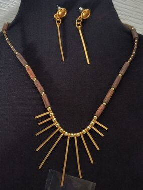 H&M Gold and Brown Sunburst Bead Necklace with Drop Earrings